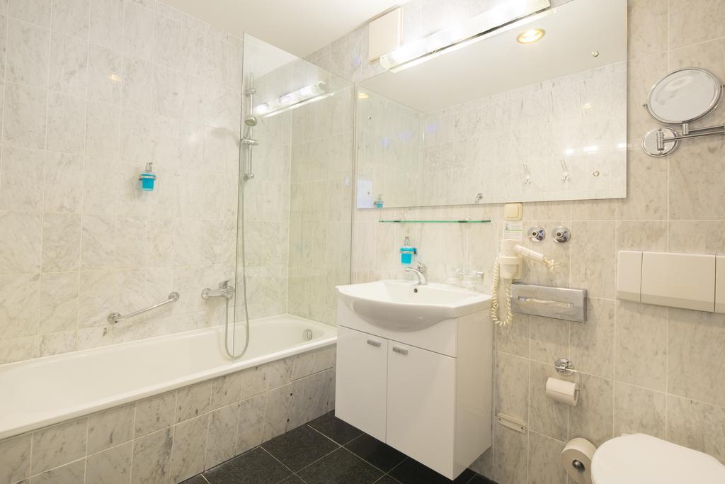 Hotel Bellevue Timmendorfer Strand Bilik gambar